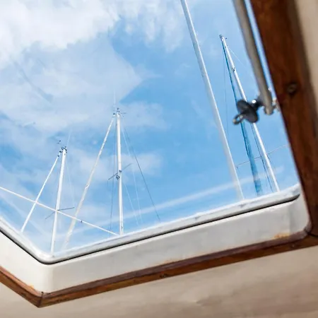 Hotel Guestready - Blackbird - Sailboat Experience