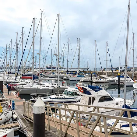 Hotel en barco Guestready - Blackbird - Sailboat Experience *