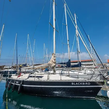 Guestready - Blackbird - Sailboat Experience *